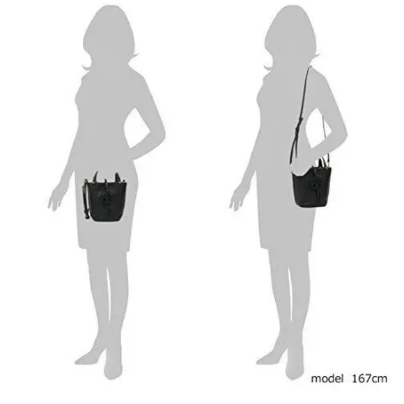 Tory Burch Miller Bucket Bag- like new - Picture 7 of 7